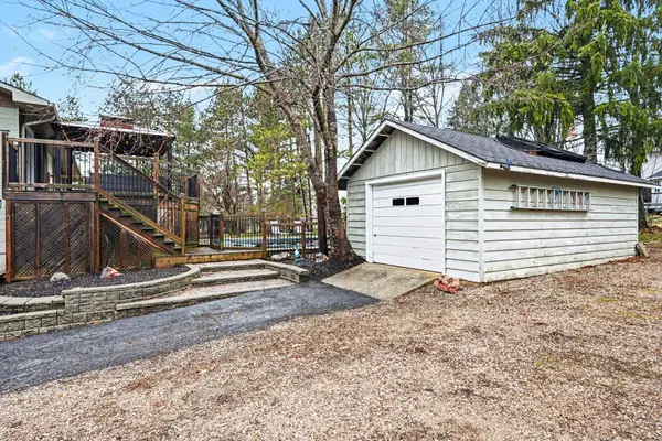 2518 Rideau Ferry RD, Drummond/north Elmsley, ON K7H 3C7