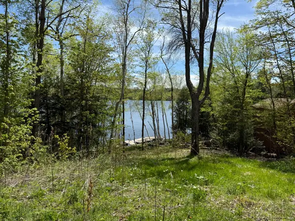 2612 Wilkinson RD, Dysart Et Al, ON K0M 1S0