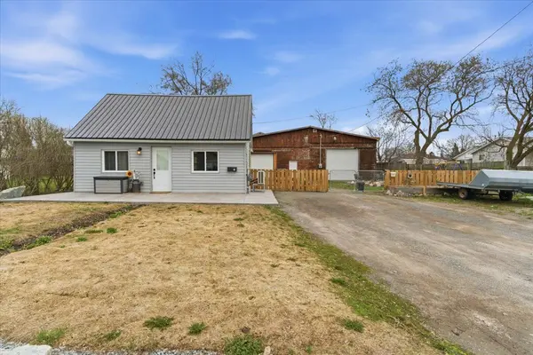 43 Centre ST, Belleville, ON K8N 4W7