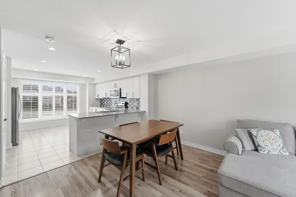 156 Watson Pkwy N #156, Guelph, ON N1E 0P6