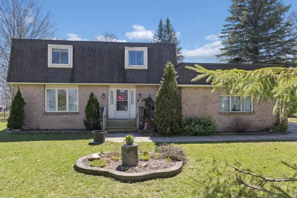 121 Robmar CRES, Kawartha Lakes, ON K0M 2J0