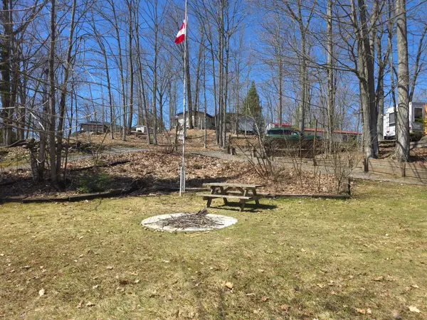 302 Quin Mo Lac RD #135A, Centre Hastings, ON K0K 2K0