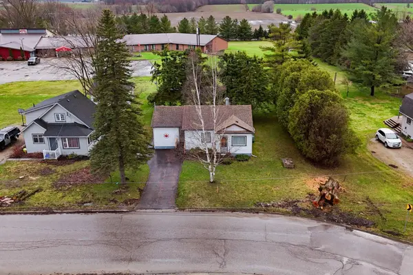 104 King ST, Minto, ON N0G 2P0