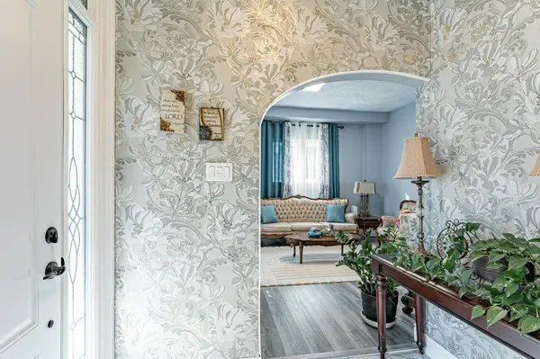 52 Princess AVE, St. Thomas, ON N5R 2V7