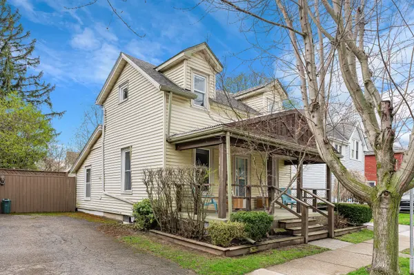 62 Louisa ST, St. Catharines, ON L2R 2J8