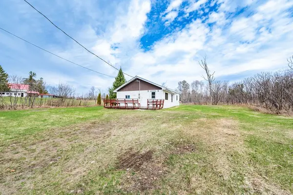 5242 Murphy RD, Greater Madawaska, ON K0J 1H0