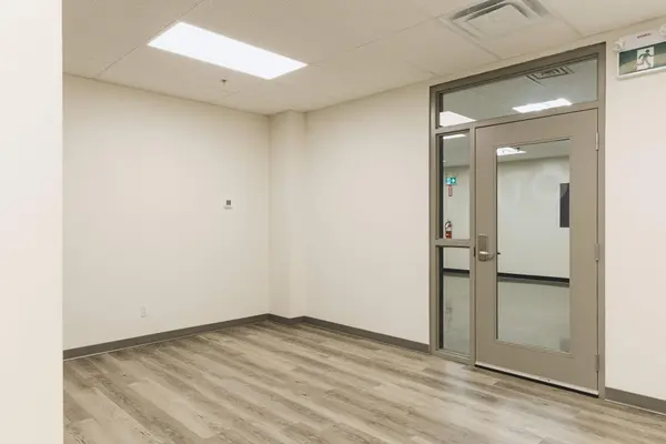 516 John ST N #215, Aylmer, ON N5H 2B8