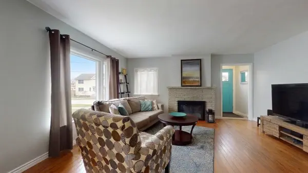 24 Schofield AVE, Brockville, ON K6V 4M5