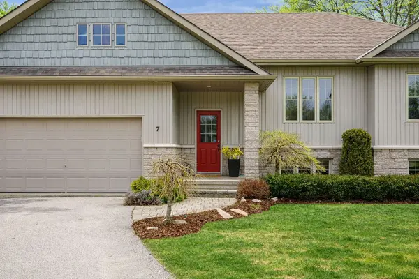 7 Grace AVE, Meaford, ON N4L 1E7