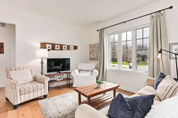 7 Grace AVE, Meaford, ON N4L 1E7