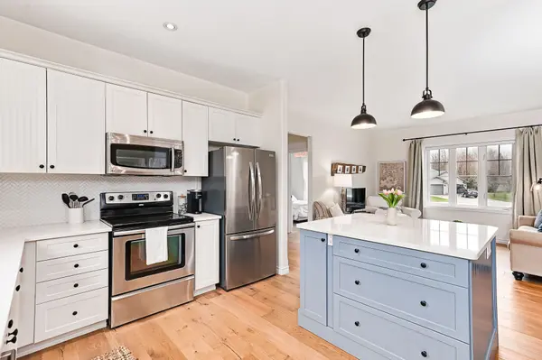 7 Grace AVE, Meaford, ON N4L 1E7