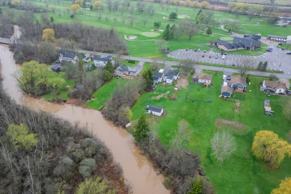 10364 Willodell RD, Niagara Falls, ON L0S 1K0