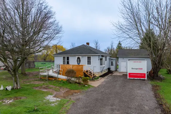 10364 Willodell RD, Niagara Falls, ON L0S 1K0