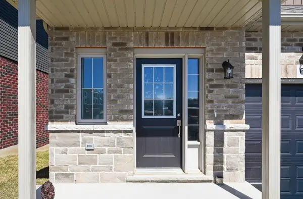 63 Lloyd Davies WAY, Hamilton, ON L0R 1C0