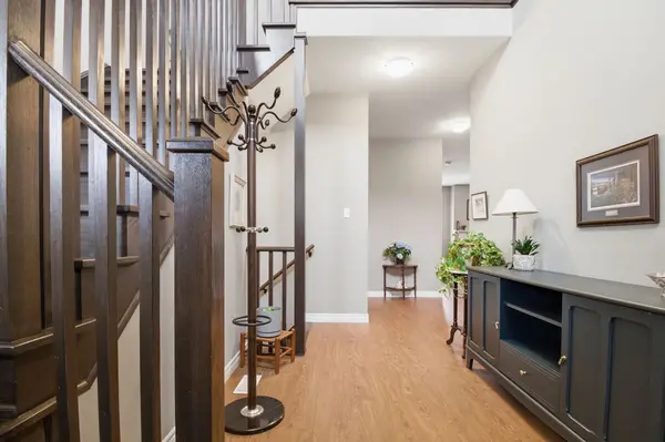 633 Winston RD, Grimsby, ON L3M 0H4