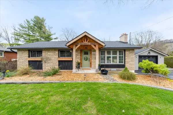 20 Casablanca BLVD, Grimsby, ON L3M 3Z1