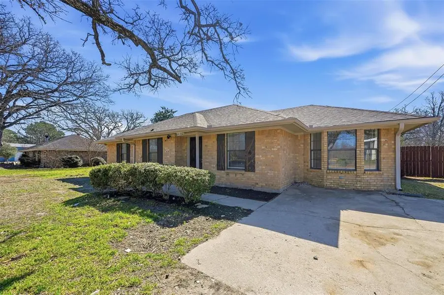 1816 Lake Highland W, Quinlan, TX 75474