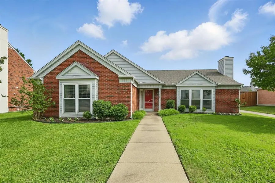 1338 Saddleback Lane, Lewisville, TX 75067