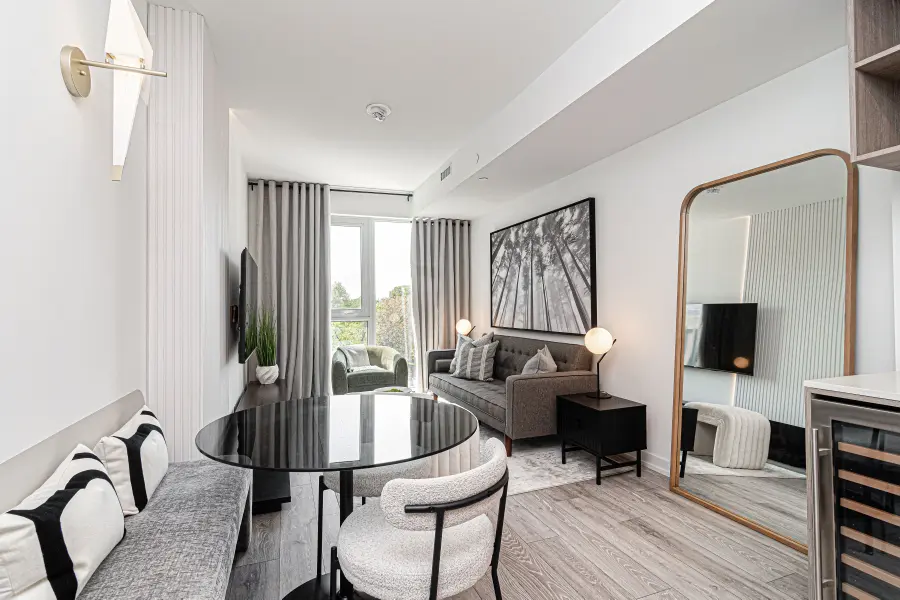 2020 Bathurst ST #502, Toronto C03, ON M5P 0A6