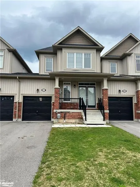 7 Bailey ST, Collingwood, ON L9Y 2L5