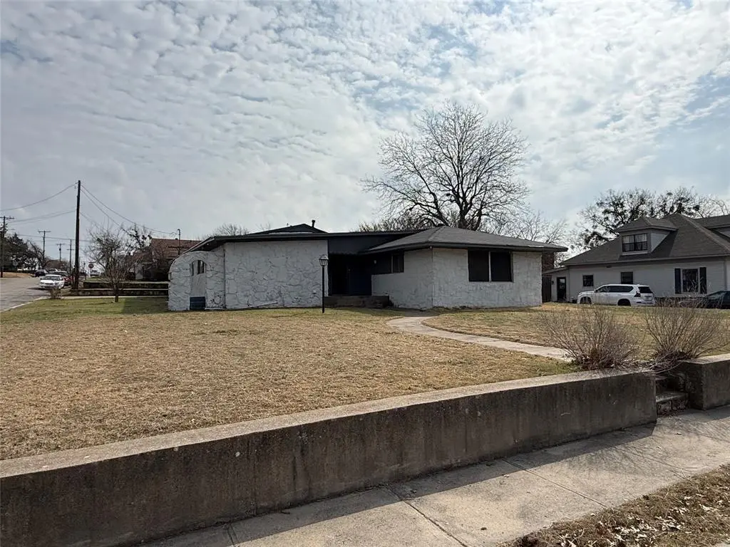 1101 S Trinity Street, Decatur, TX 76234