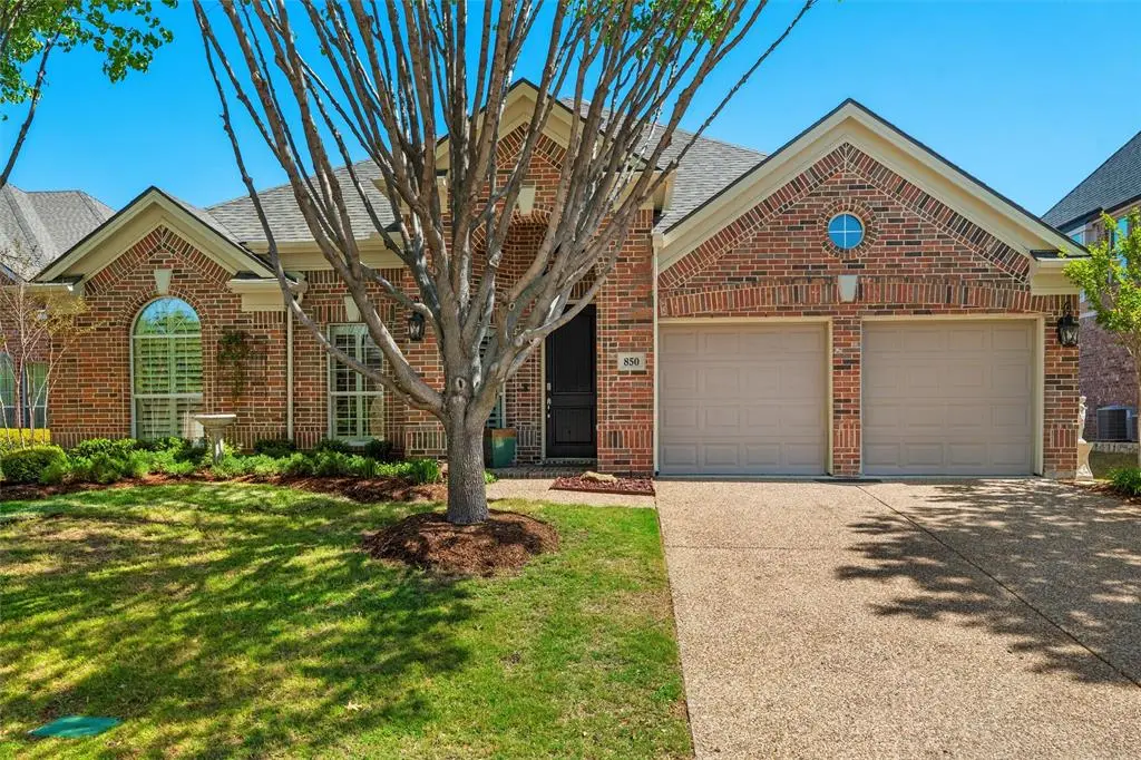850 Woodview Drive, Prosper, TX 75078