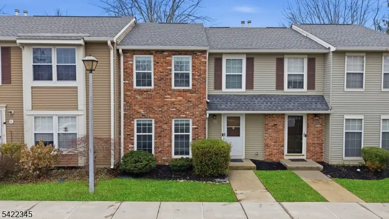 72 Boxgrove Place, Franklin Twp., NJ 08873