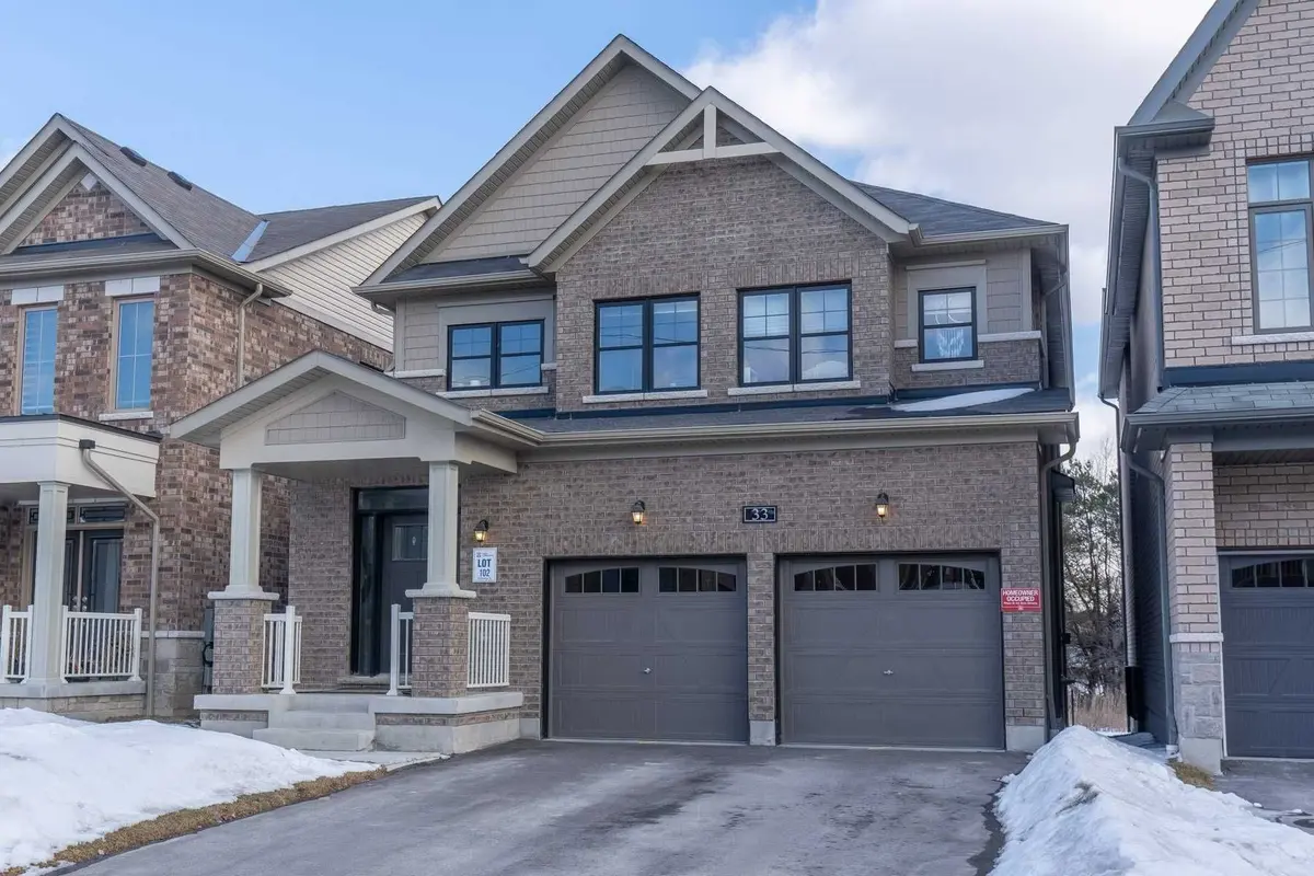 33 Bremner ST, Whitby, ON L1R 1W5