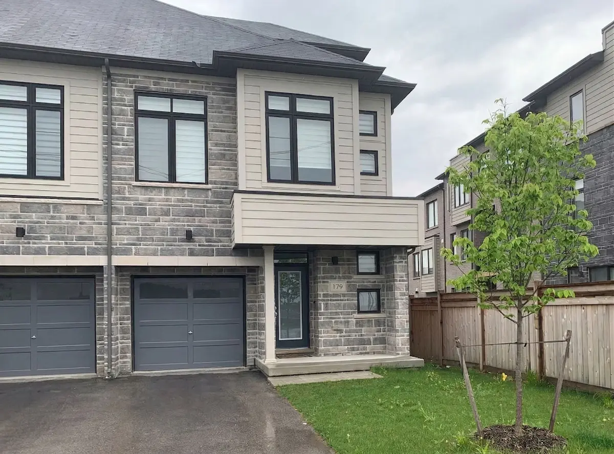 179 William Booth AVE, Newmarket, ON L3Y 4V9