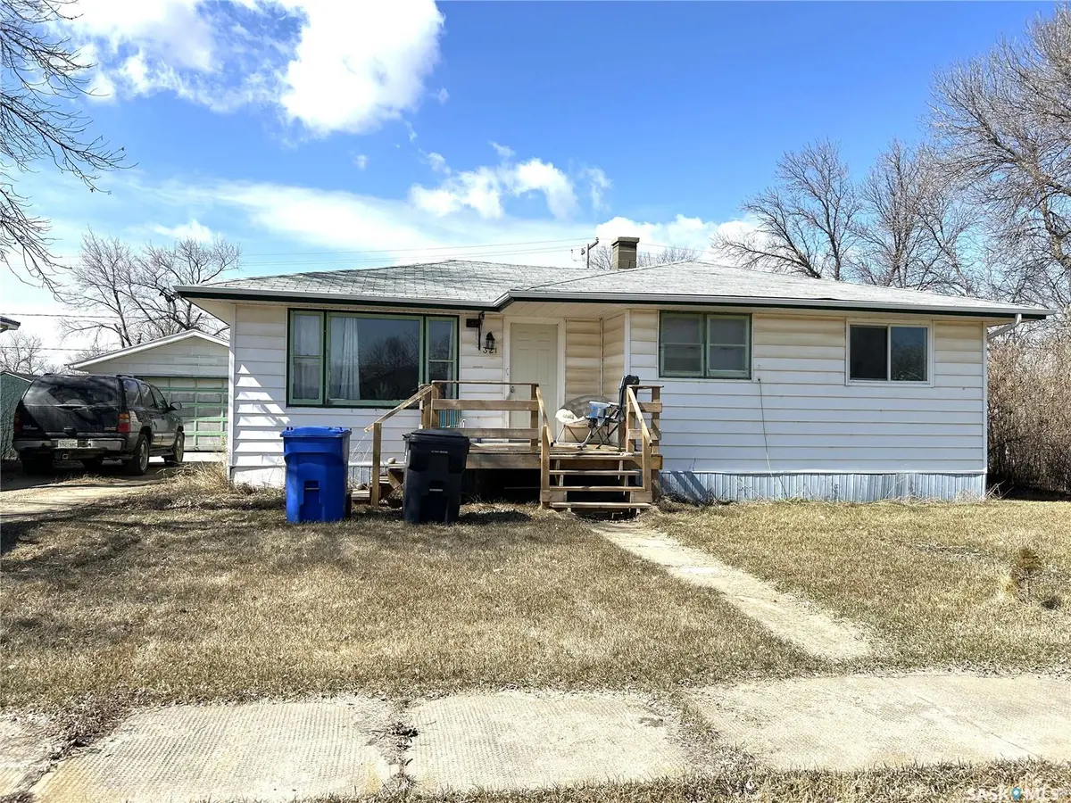 321 3rd STREET, Frobisher, SK S0C 0Y0