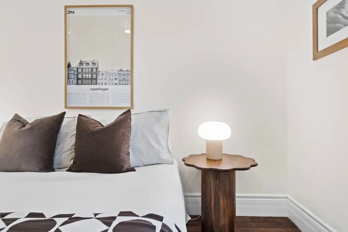 8 Primrose AVE, Toronto W06, ON M8V 1P8