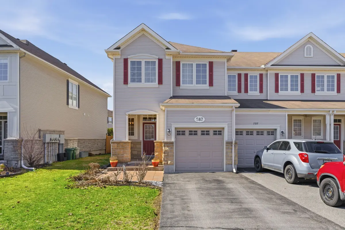 587 Pepperville CRES, Kanata, ON K2M 0E7