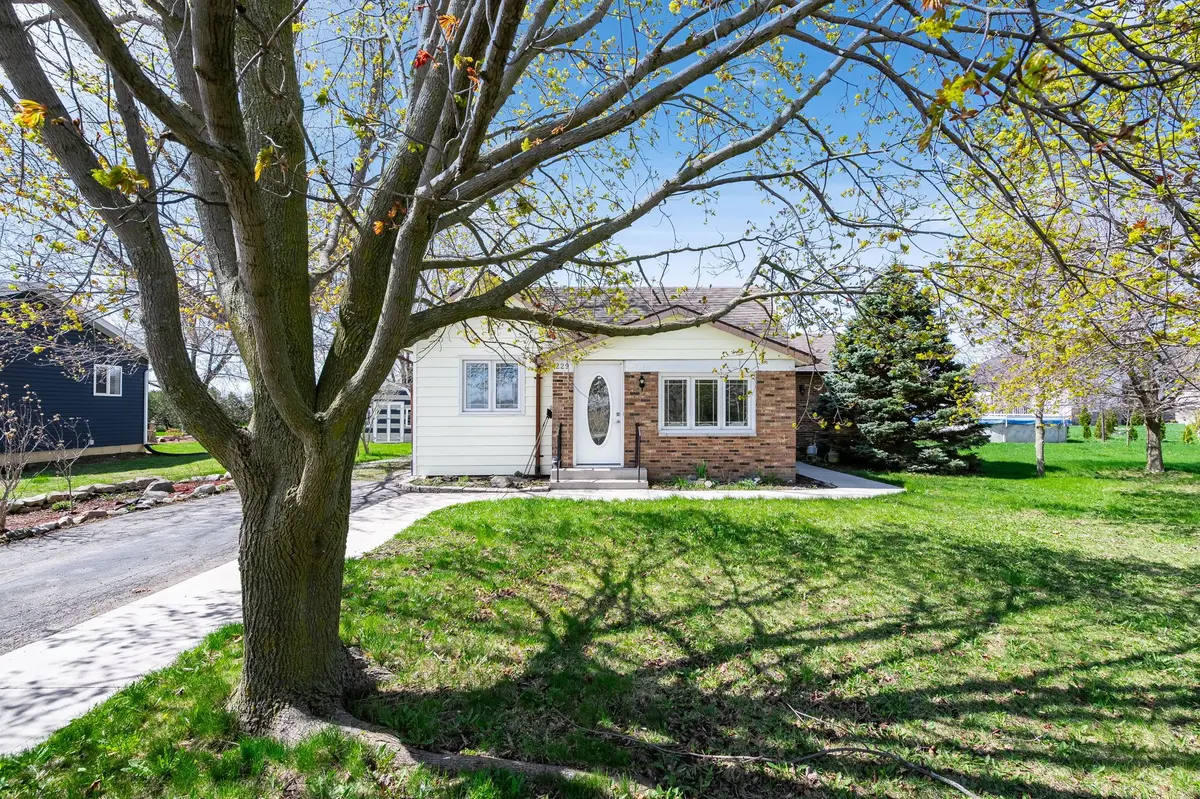 229 Erie St. ST S, Chatham-kent, ON N0P 1W0