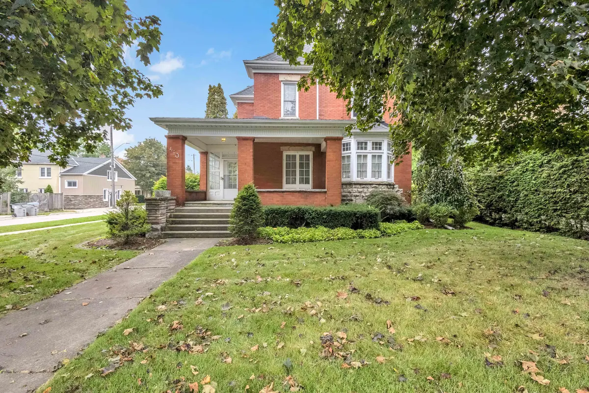 410 Main ST W, North Perth, ON N4W 1A6