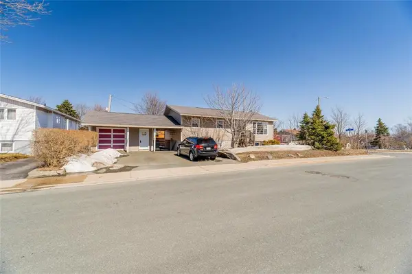 22 Bannister Street, Mount Pearl, NL A1N 1W1