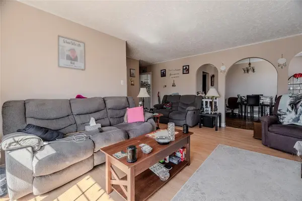 22 Bannister Street, Mount Pearl, NL A1N 1W1