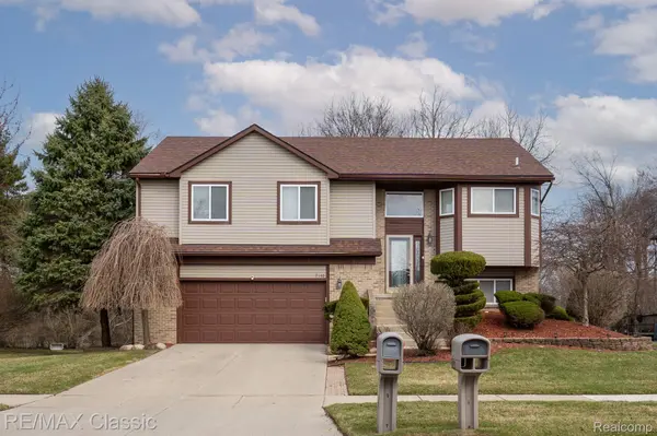 7165 Amanda DR, Van Buren Charter Township, MI 48111