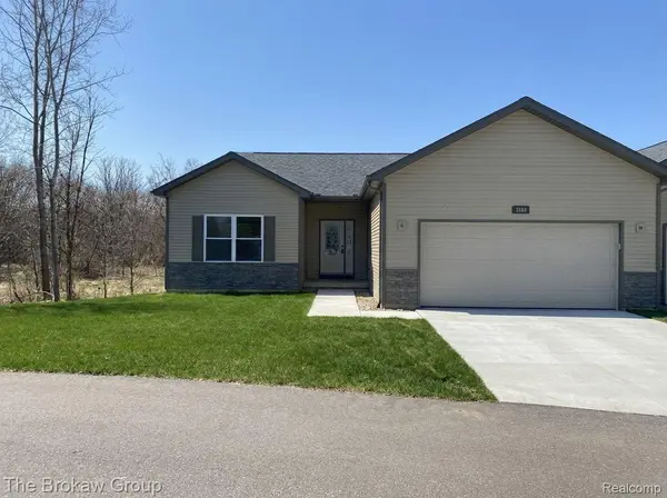3365 Meadowridge CT, Richfield Township, MI 48423