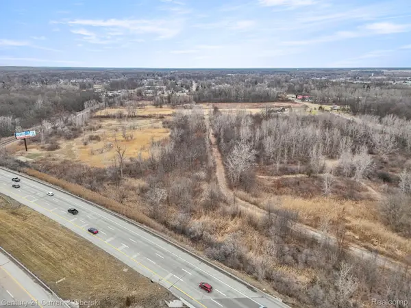 12394 Wahrman ST, Romulus, MI 48174