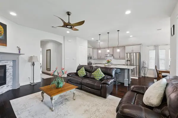 641 Rawlins Lane, Fort Worth, TX 76131