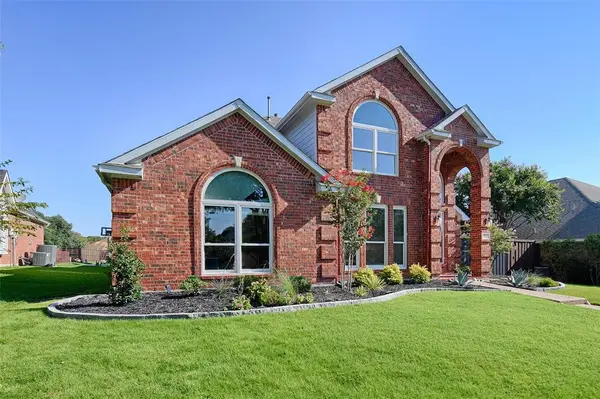 2037 Usa Drive, Plano, TX 75025