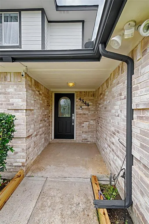 4544 N Shore Drive, The Colony, TX 75056