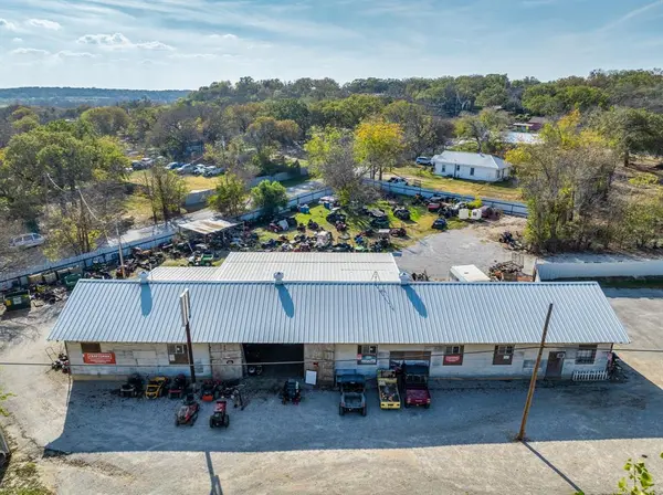2220 Old Millsap Highway, Mineral Wells, TX 76067