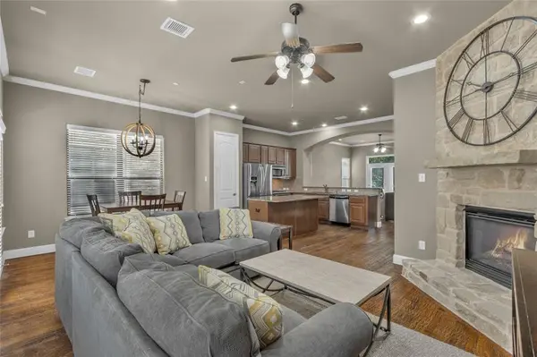 5724 Robbie Road, Plano, TX 75024