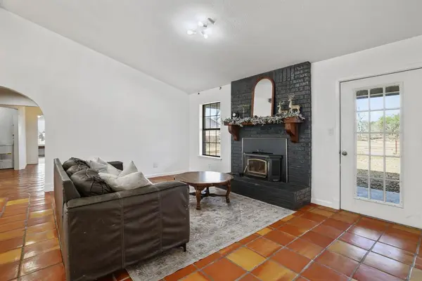 2467 County Road 1220, Lake Creek, TX 75450