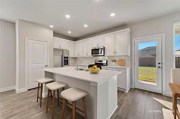 913 Portina Drive, Anna, TX 75409