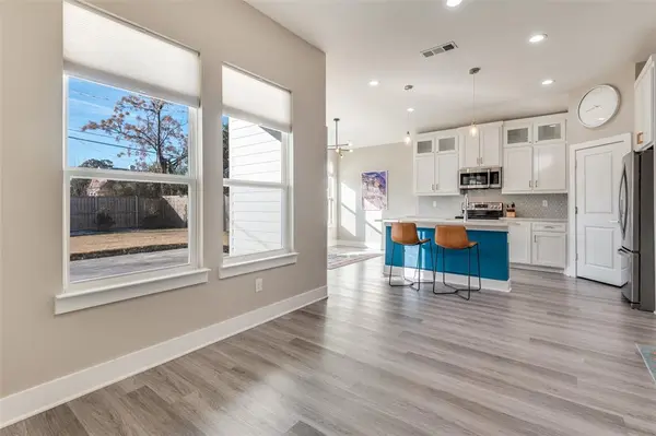 1210 Morrell Avenue, Dallas, TX 75203