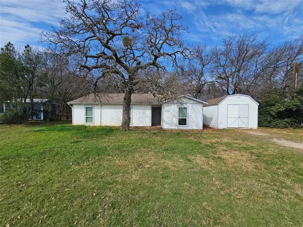 110 Muleta Drive, Oak Point, TX 75068