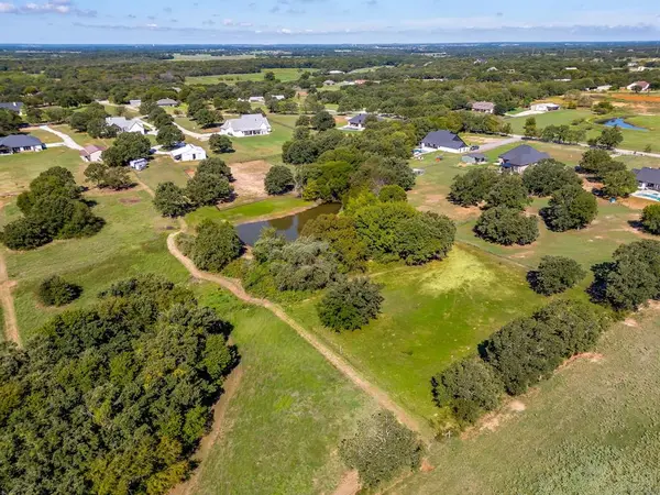 629 County Road 3250, Decatur, TX 76234