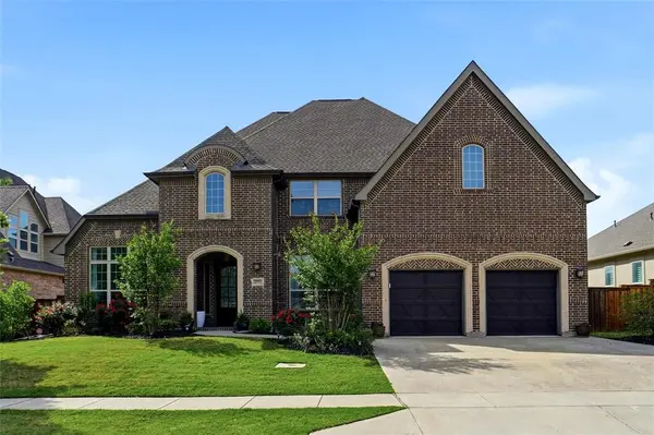 10913 Falling Leaf Trail, Flower Mound, TX 76226
